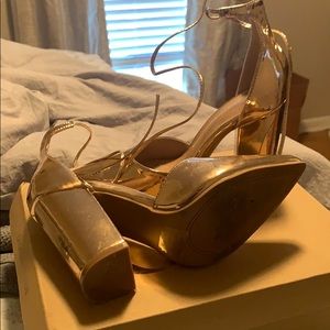 Gold shoes